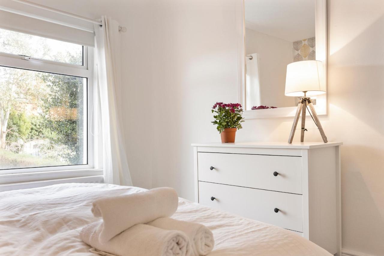 Cyprus View Apartment 2 เบลฟาสต์ ภายนอก รูปภาพ